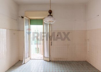 Stanza vuota - Four-room apartment Via Sebastiano Scamporlino
 
6, Francofonte - photo 11