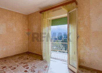 Stanza vuota - Four-room apartment Via Sebastiano Scamporlino
 
6, Francofonte - photo 21