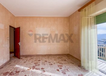 Stanza vuota - Four-room apartment Via Sebastiano Scamporlino
 
6, Francofonte - photo 22