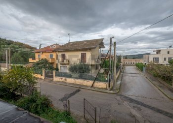 Casa all\'aperto - Casa semi indipendente Via Massimiliano Kolbe
 
17, San Michele di Ganzaria - foto 10