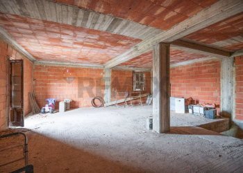 Parcheggio - Casa semi indipendente Via Massimiliano Kolbe
 
17, San Michele di Ganzaria - foto 16