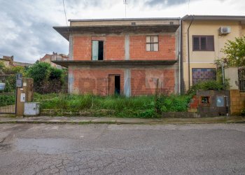 Casa all\'aperto - Casa semi indipendente Via Massimiliano Kolbe
 
17, San Michele di Ganzaria - foto 20