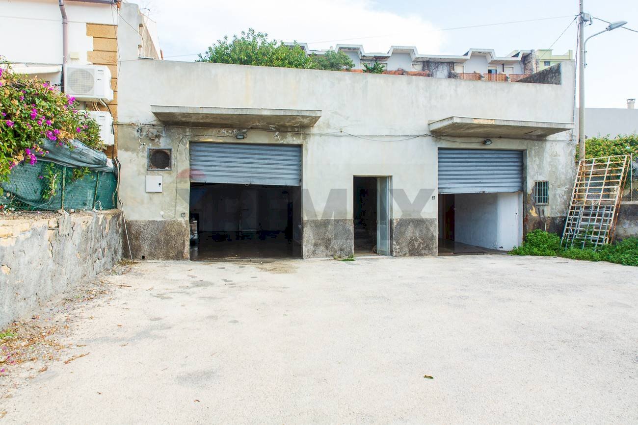 Casa all\'aperto - Locale Commerciale VIA DEI CANTIERI, Augusta - foto 1