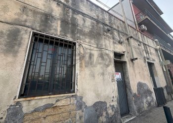 Edificio all\'aperto - Appartamento via nazionale
 
103, Belpasso - foto 2