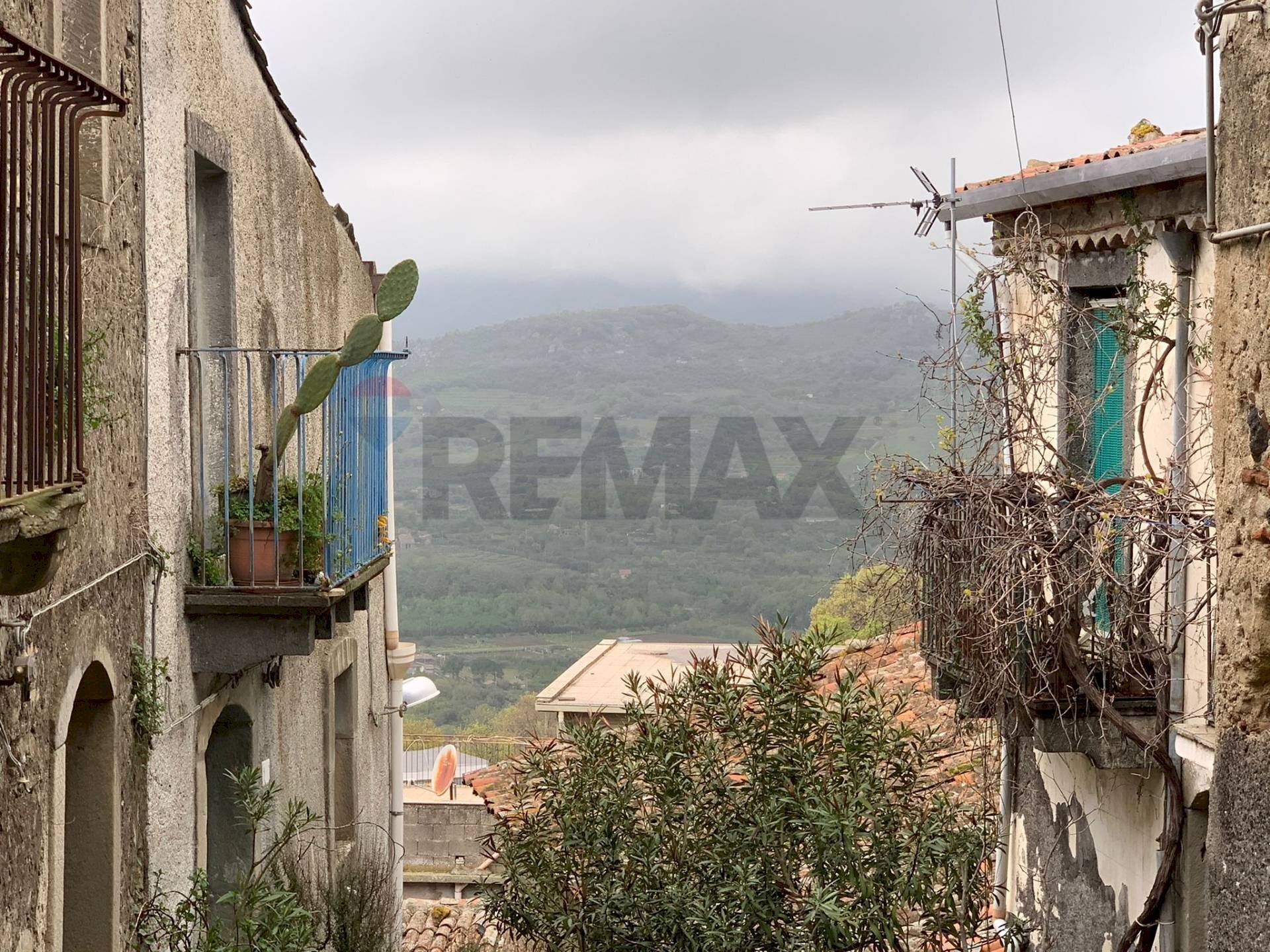 Edificio all\'aperto - Casa indipendente Via Santa Maria
91, Castiglione di Sicilia - foto 3