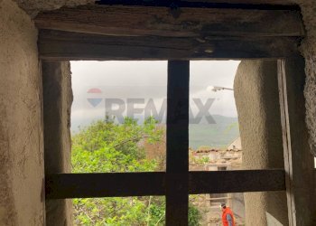 Vista delle montagne - Casa indipendente Via Santa Maria
 
91, Castiglione di Sicilia - foto 1