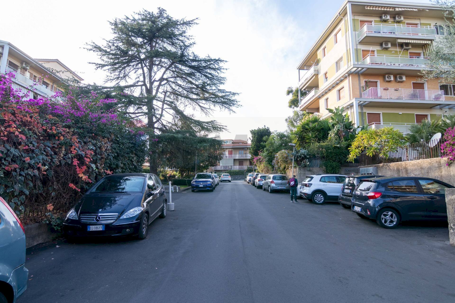 Edificio all\'aperto - Appartamento Via XX Settembre
 
27, San Gregorio di Catania - foto 3