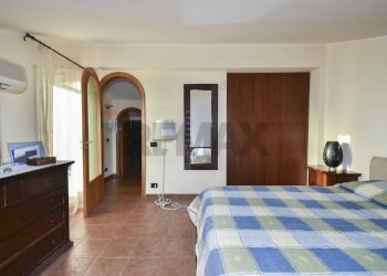 Camera / camera da letto - Quadrilocale Via Chiusa della Corte
 
7, Aci Catena - foto 26