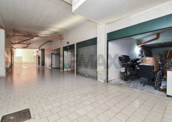 Parcheggio - Quadrilocale Via Chiusa della Corte
 
7, Aci Catena - foto 32