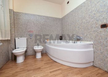 Bagno - Quadrilocale Via Chiusa della Corte
 
7, Aci Catena - foto 10