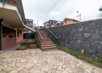 Casa all\'aperto - Villa Via Papa Giovanni XXIII
 
59, Trecastagni - foto 9