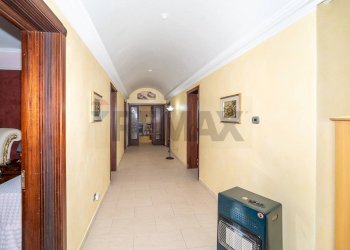 Hall / corridoio - Villa Via Papa Giovanni XXIII
 
59, Trecastagni - foto 12