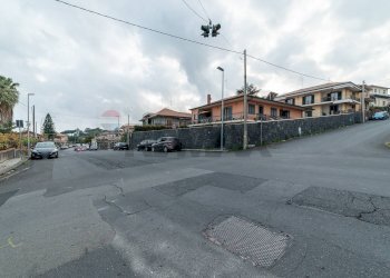 Edificio all\'aperto - Villa Via Papa Giovanni XXIII
 
59, Trecastagni - foto 28