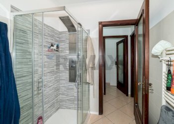 Bagno - Villa Via Papa Giovanni XXIII
 
59, Trecastagni - foto 33