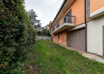 Giardino - Villa Via Papa Giovanni XXIII
 
59, Trecastagni - foto 36