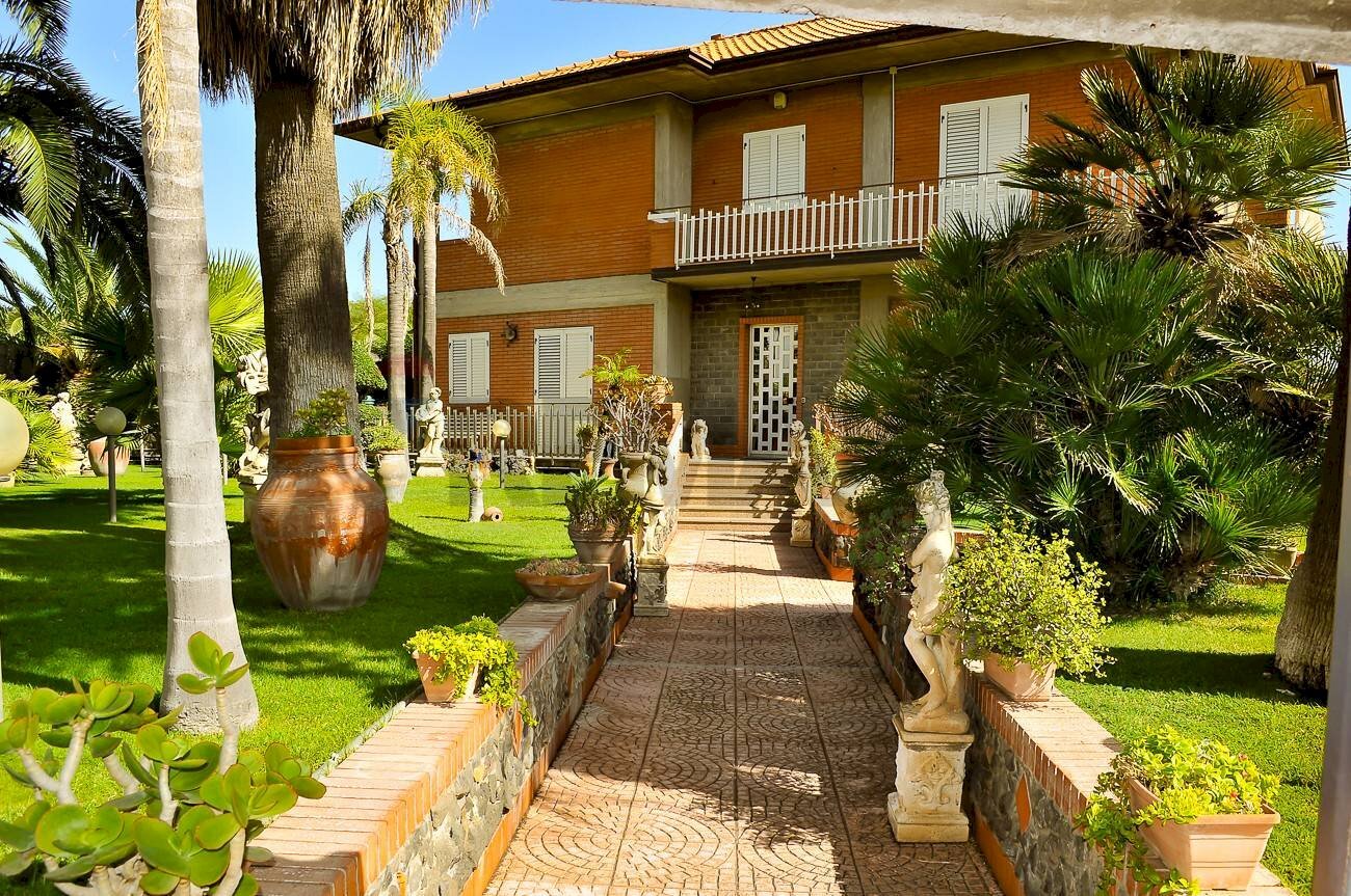 Casa all\'aperto - Villa via cristoforo colombo
 
30, Mascalucia - photo 2