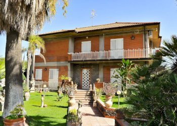 Casa all\'aperto - Villa via cristoforo colombo
 
30, Mascalucia - foto 6