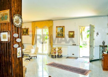 Soggiorno - Villa via cristoforo colombo
 
30, Mascalucia - foto 29