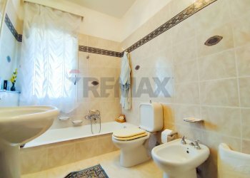 Bagno - Villa via cristoforo colombo
 
30, Mascalucia - foto 34