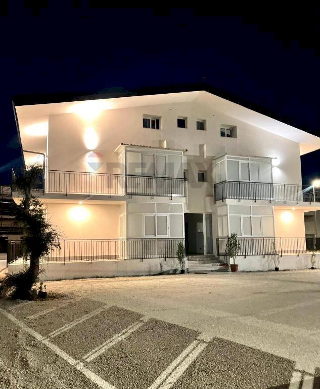 Edificio all\'aperto - Bilocale Via Miramare
 
39, Avola - foto 1