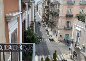 Edificio all\'aperto - Three-room apartment Via Andrea da Bari
 
98, Bari - photo 3
