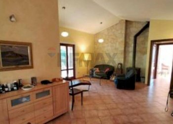 Soggiorno - Casa indipendente LOCALITA' SA PIRA
 
SN, Dorgali - foto 8