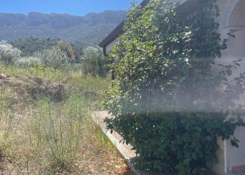 Vista delle montagne - Casa indipendente LOCALITA' SA PIRA
 
SN, Dorgali - foto 27