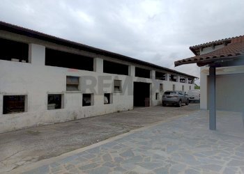 Edificio all\'aperto - Capannone Piscina - foto 7