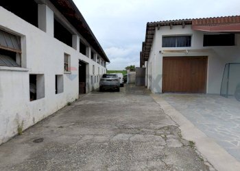 Edificio all\'aperto - Capannone Piscina - foto 8