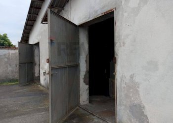 Parcheggio - Capannone Piscina - foto 11