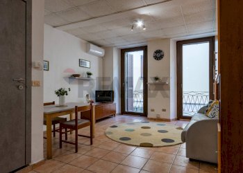 Sala da pranzo - Monolocale Monticello Brianza - foto 3