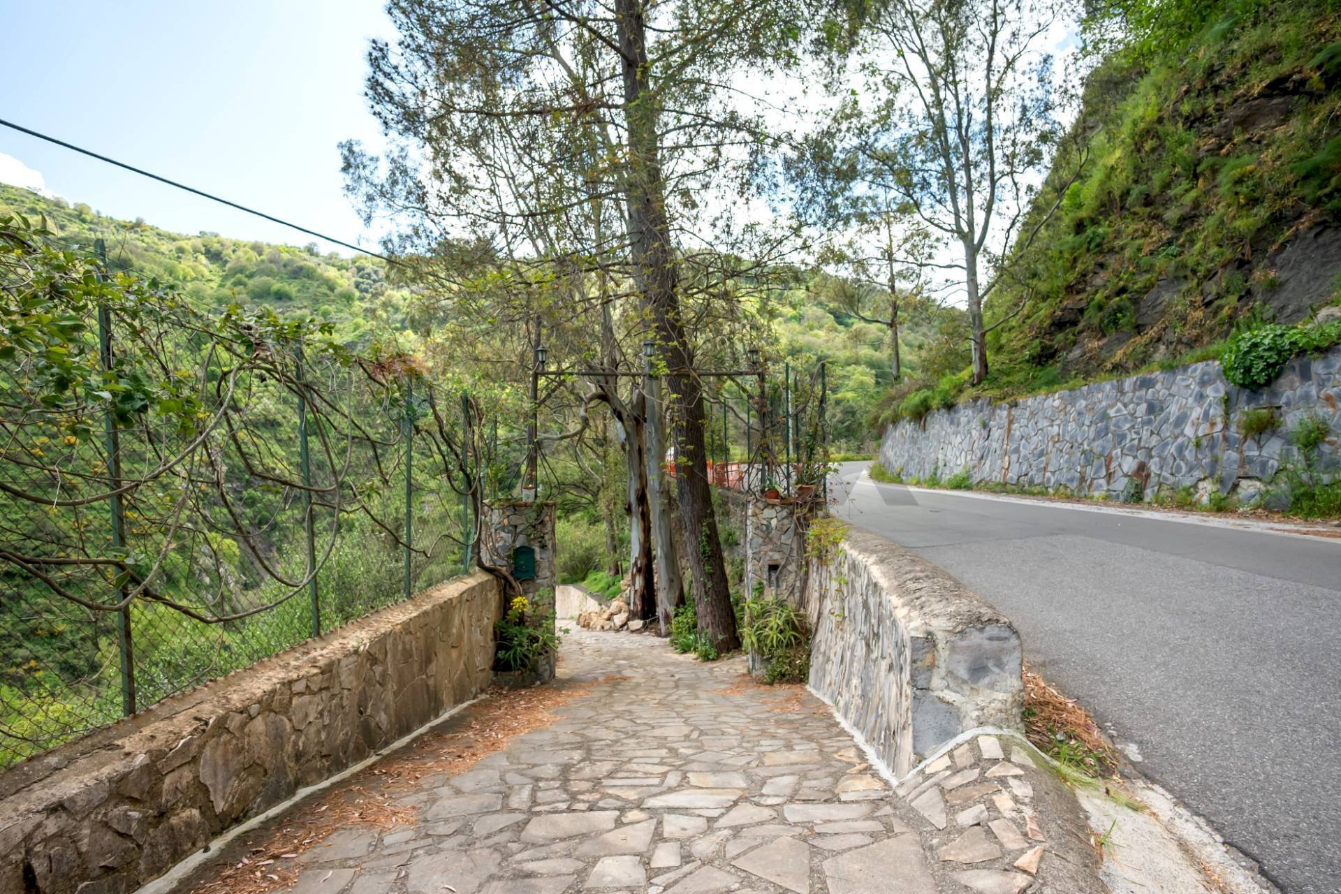 Giardino - Agriturismo Provinciale 25 KM 9, Mandanici - photo 2