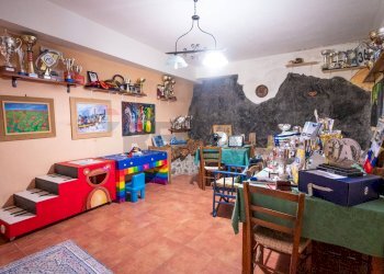 Sala da pranzo - Agriturismo Provinciale 25 KM 9, Mandanici - foto 72