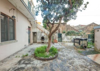 Giardino - Independent house Via Belfiore
 
3, San Giovanni la Punta - photo 1