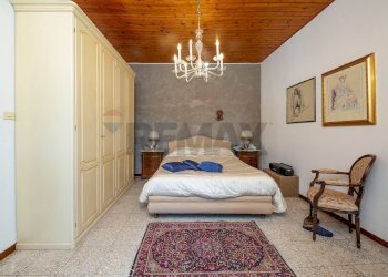 Camera / camera da letto - Independent house Via Belfiore
 
3, San Giovanni la Punta - photo 9