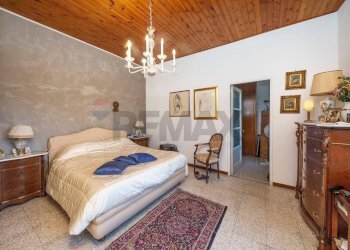 Camera / camera da letto - Independent house Via Belfiore
 
3, San Giovanni la Punta - photo 11