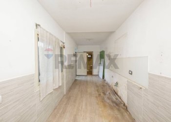 Hall / corridoio - Independent house Via Belfiore
 
3, San Giovanni la Punta - photo 28