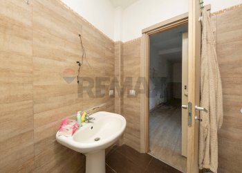 Bagno - Independent house Via Belfiore
 
3, San Giovanni la Punta - photo 31