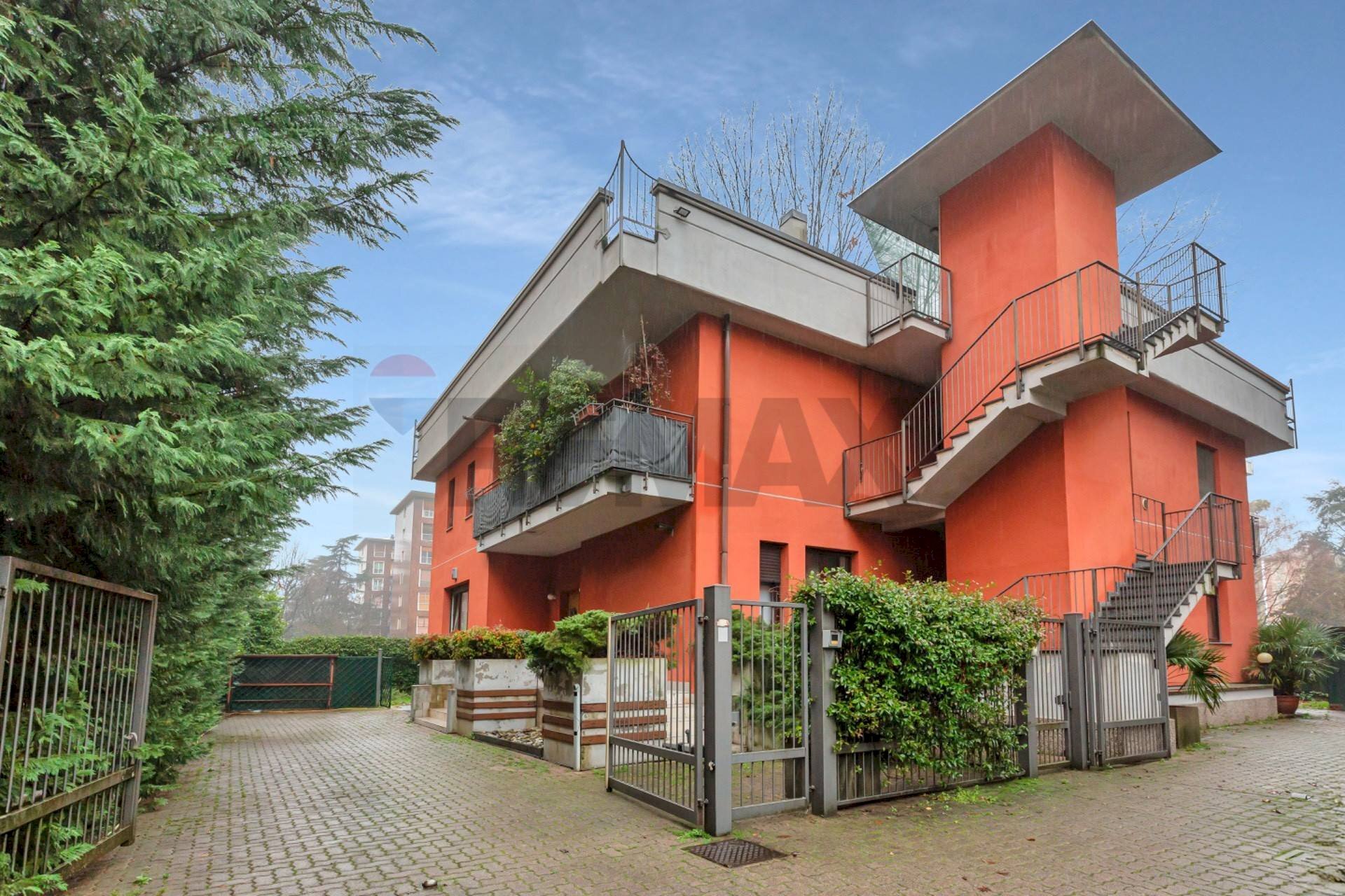 Casa all\'aperto - Casa semi indipendente via Primaticcio
 
135/b, Milano - foto 1