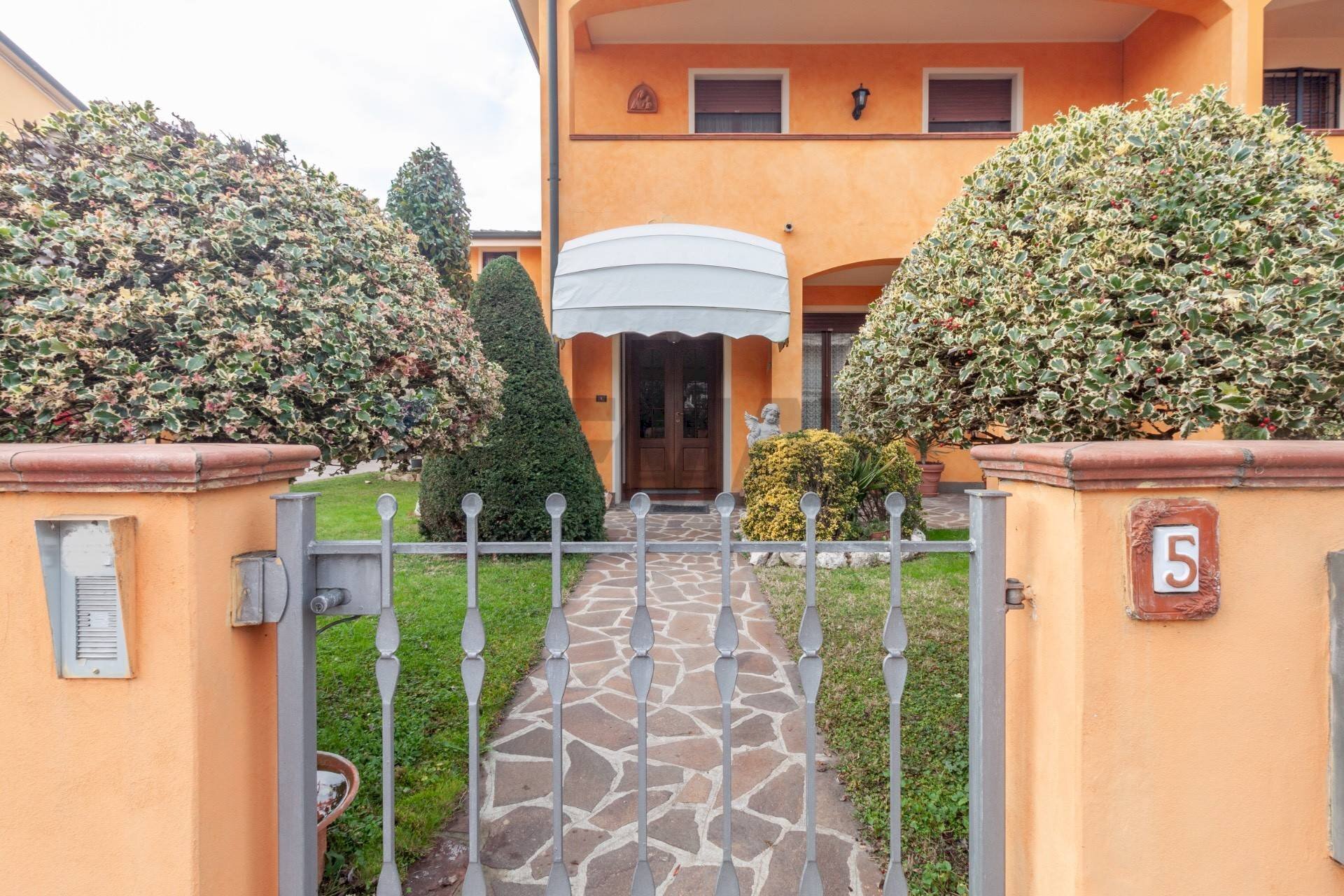 Casa all\'aperto - Casa semi indipendente Via Marino Galvani
 
5, Viadana - foto 2