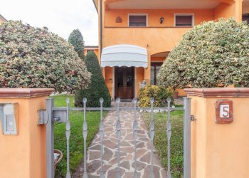 Casa all\'aperto - Casa semi indipendente Via Marino Galvani
 
5, Viadana - foto 2