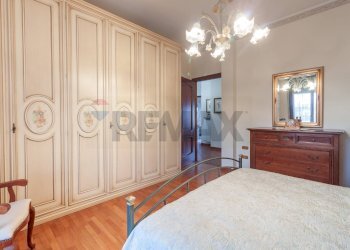 Camera / camera da letto - Casa semi indipendente Via Marino Galvani
 
5, Viadana - foto 24