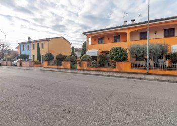 Edificio all\'aperto - Casa semi indipendente Via Marino Galvani
 
5, Viadana - foto 50