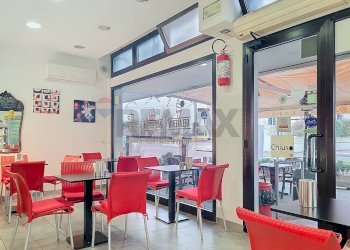 Sala da pranzo - Attività Commerciale Via Noventana
98, Noventa Padovana - foto 4