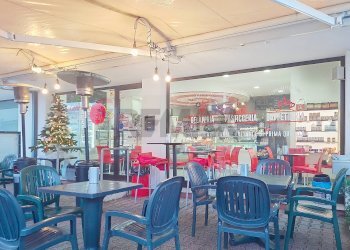 Sala da pranzo - Attività Commerciale Via Noventana
98, Noventa Padovana - foto 7