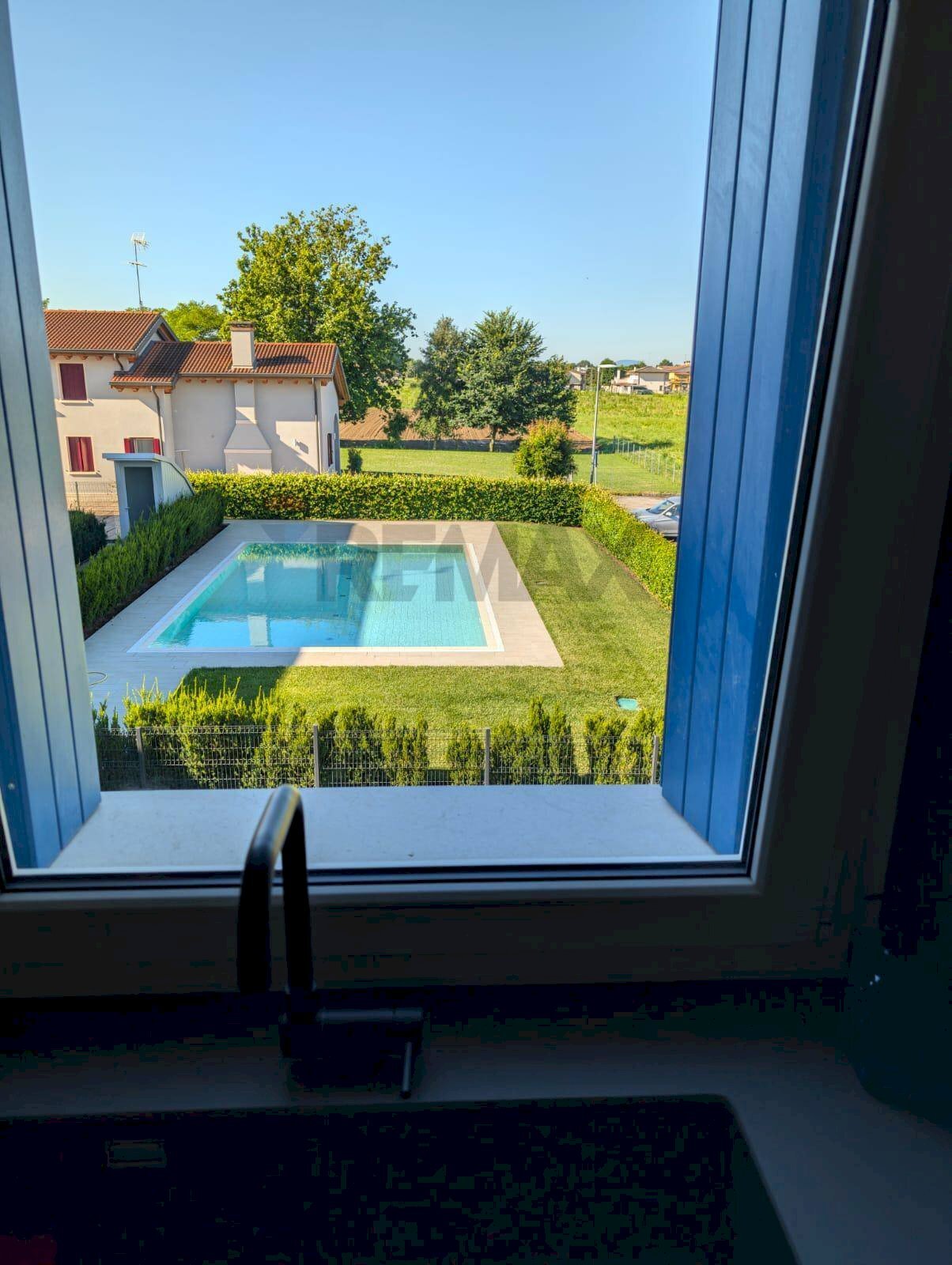 Piscina - Appartamento via Ghiacciaia
 
69, Santa Giustina in Colle - foto 3