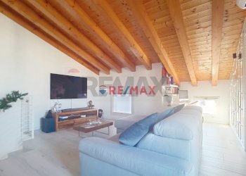 Soggiorno - Appartamento via Ghiacciaia
 
69, Santa Giustina in Colle - foto 7