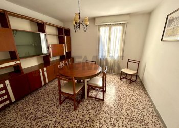 Sala da pranzo - Casa indipendente Costa Volpino - foto 4