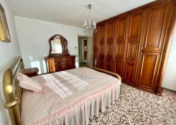 Camera / camera da letto - Casa indipendente Costa Volpino - foto 14