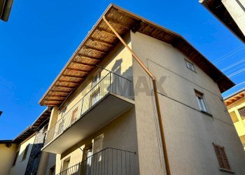 Edificio all\'aperto - Casa indipendente Costa Volpino - foto 15